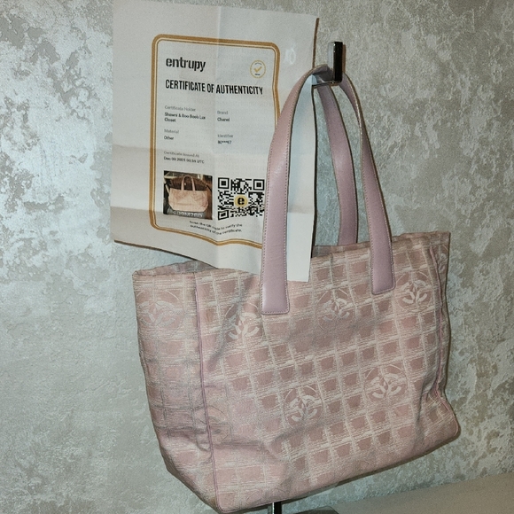 CHANEL Pink Tote Bag With COA - Picture 10 of 11